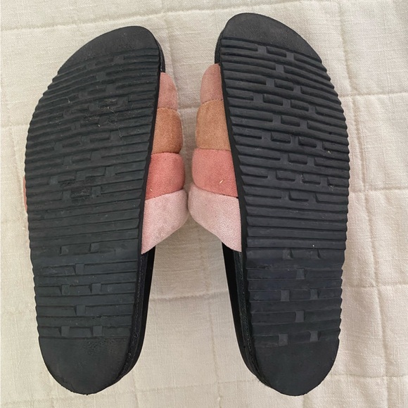 ROAM puffy slides - Picture 3 of 3